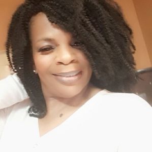 Meet your Posher, Felicia